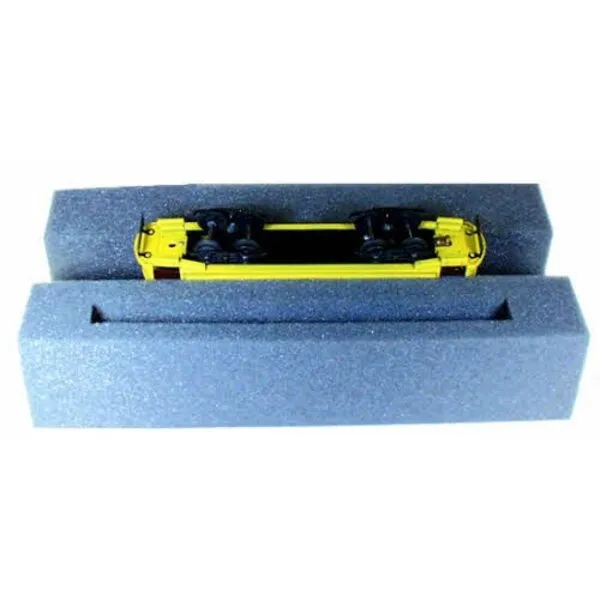O Foam Locomotive & Car Cradle