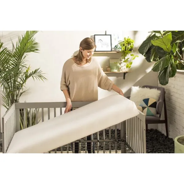 Naturepedic Organic Baby Crib Mattress - Lightweight Infant & Toddler Mattress - Waterproof Baby Bed Mattress for Crib - Non-Toxic Mattress for Baby and Toddler Bed - 52