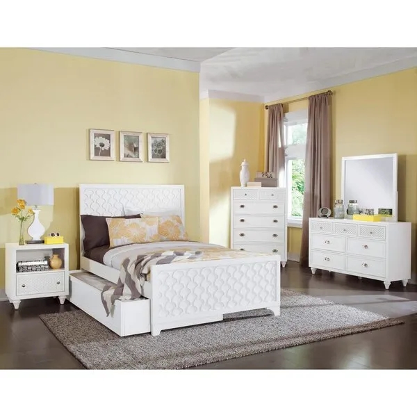 My Home Furnishings Amanda 1-Drawer Nightstand in Creamy White