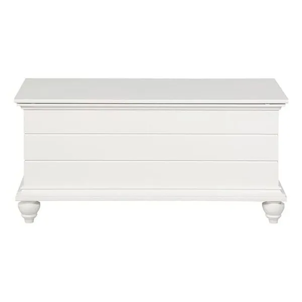 BOWERY HILL Transitional Rubberwood Cedar Chest with Safety Hinge in White
