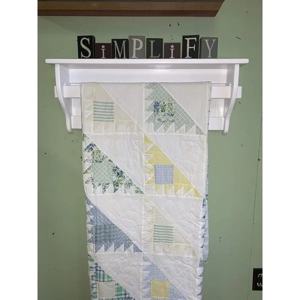 Quilt Rack Hanger with Shelf